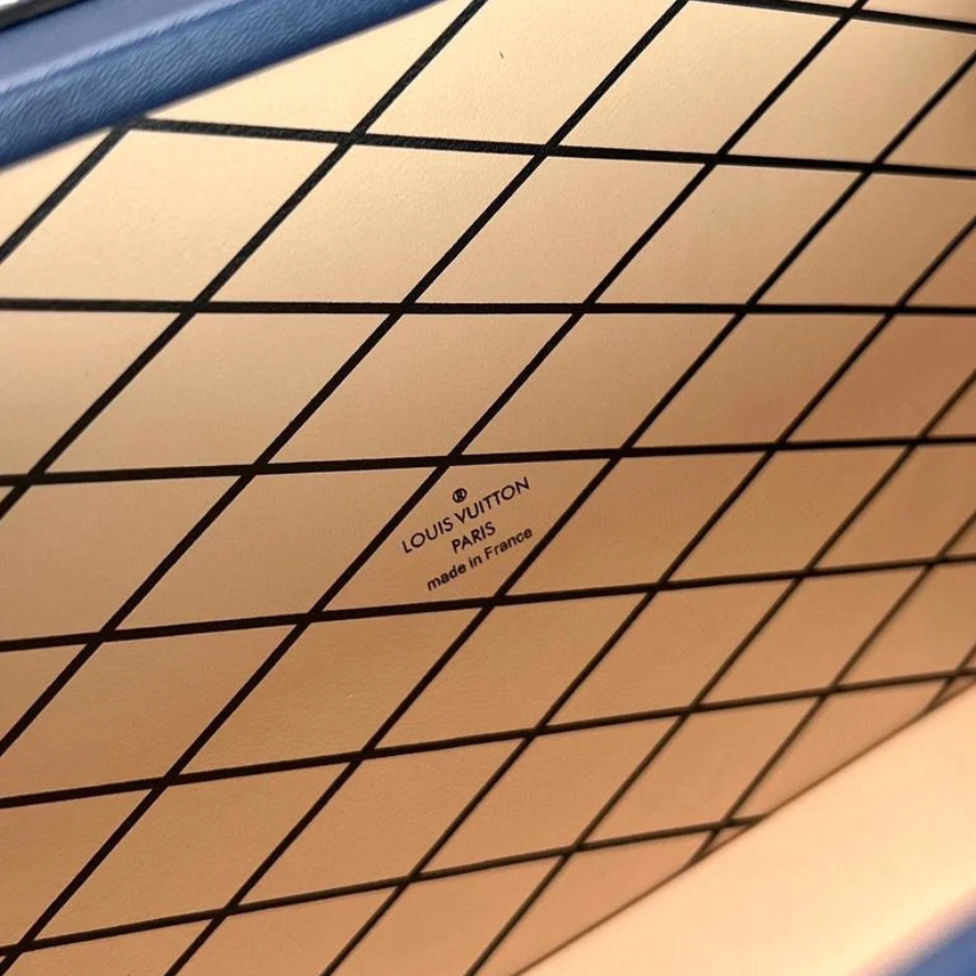 Louis Vuitton Petite Malle Handbag - Blue