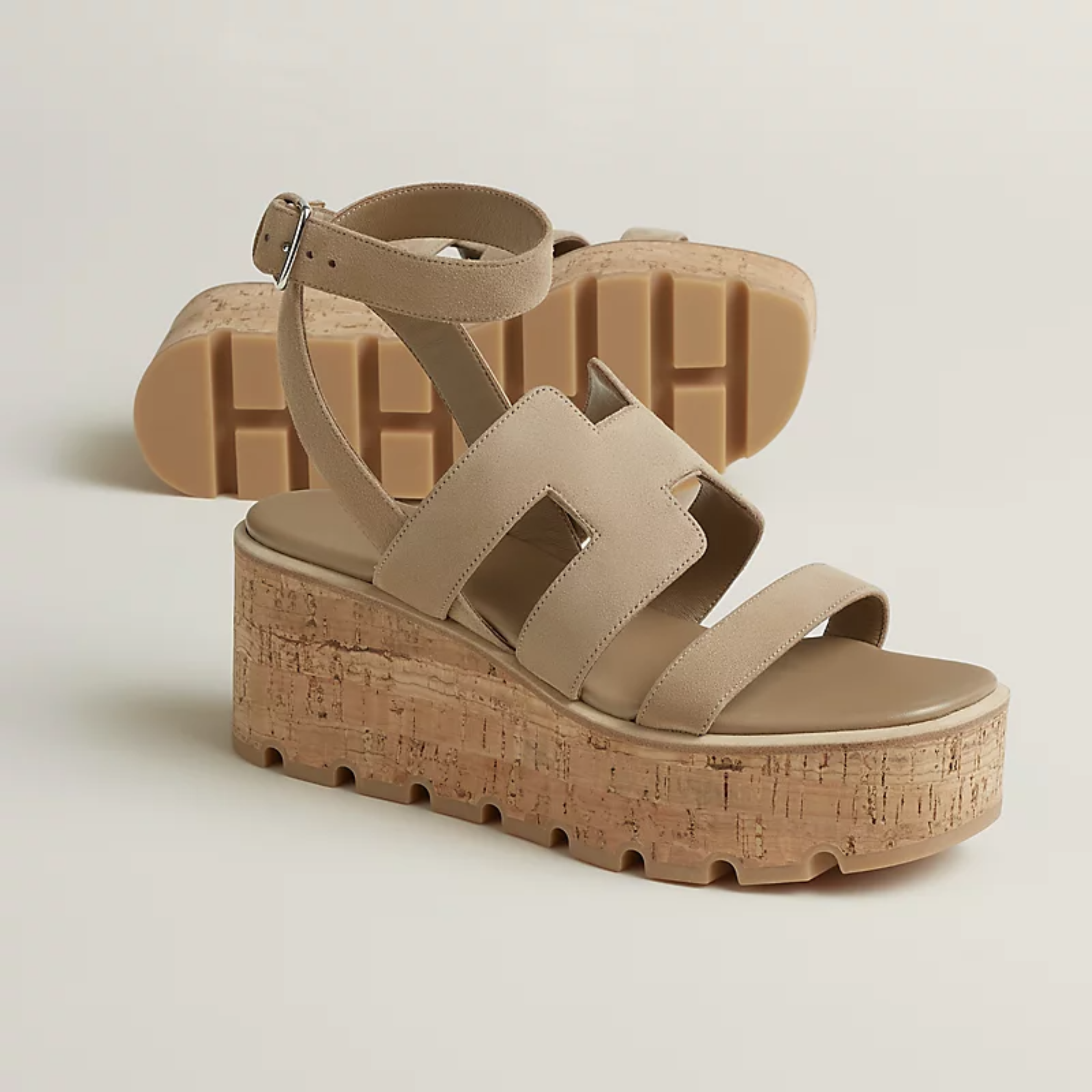 Hermes Havane 30 Suede Sandal - Beige