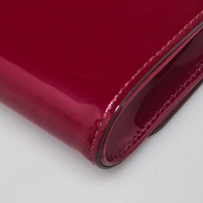 Louis Vuitton Vernis Patent Leather Louise Clutch - Wine Red