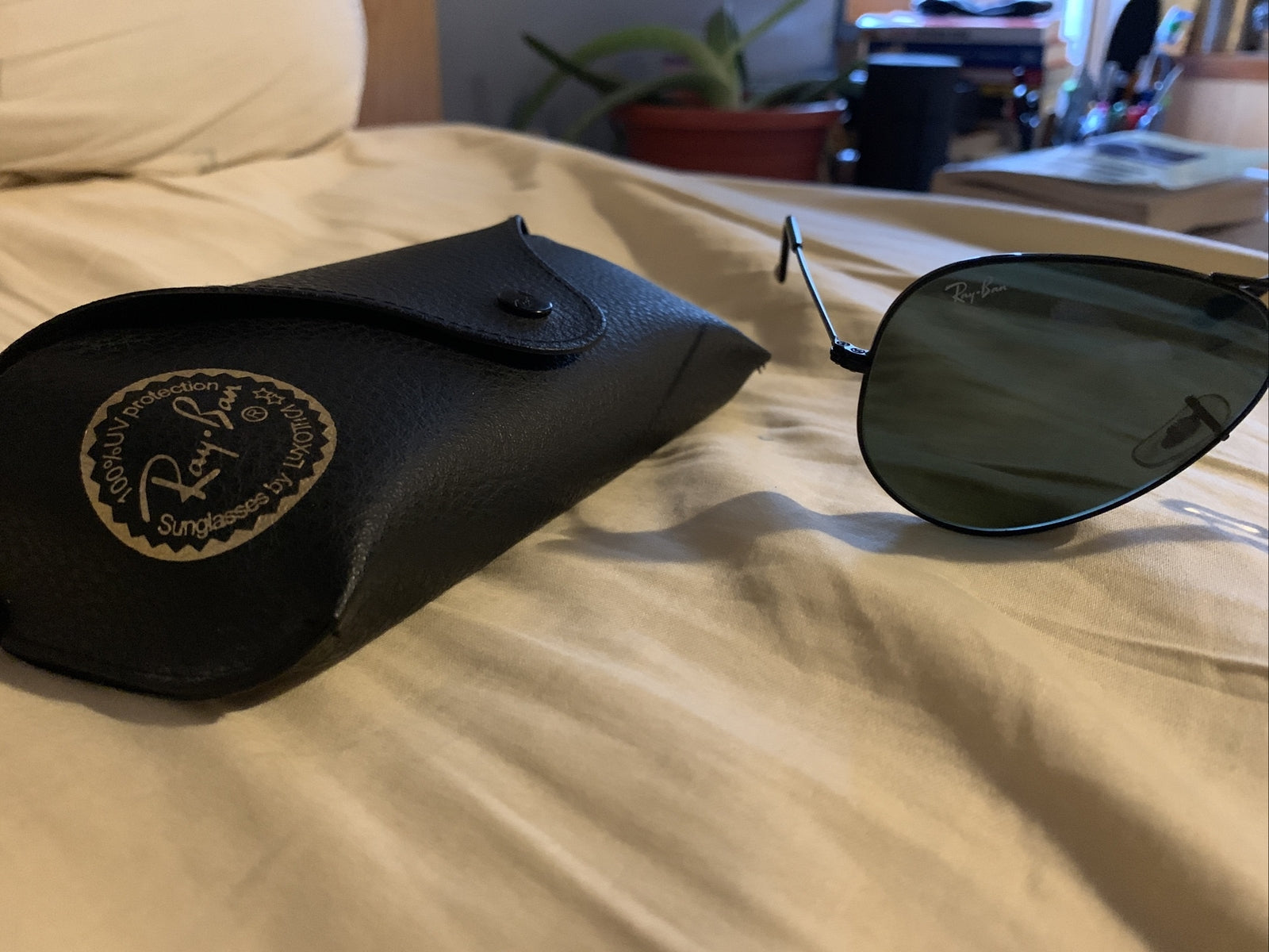 Ray Ban Aviator Classic RB3025 002/58 Black Frame Sunglasses