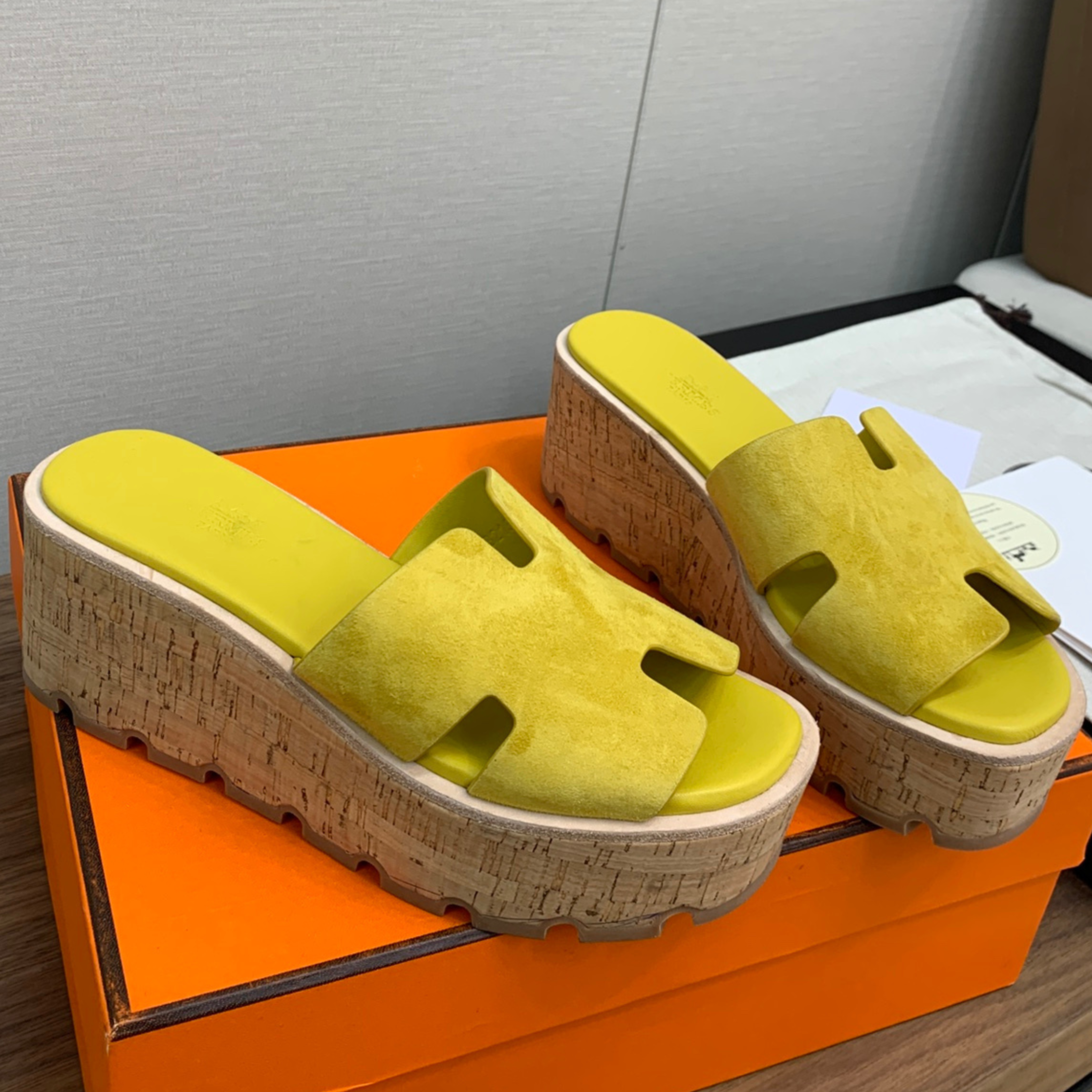 Hermes Eze 30 Suede Sandals - Jaune Impérial
