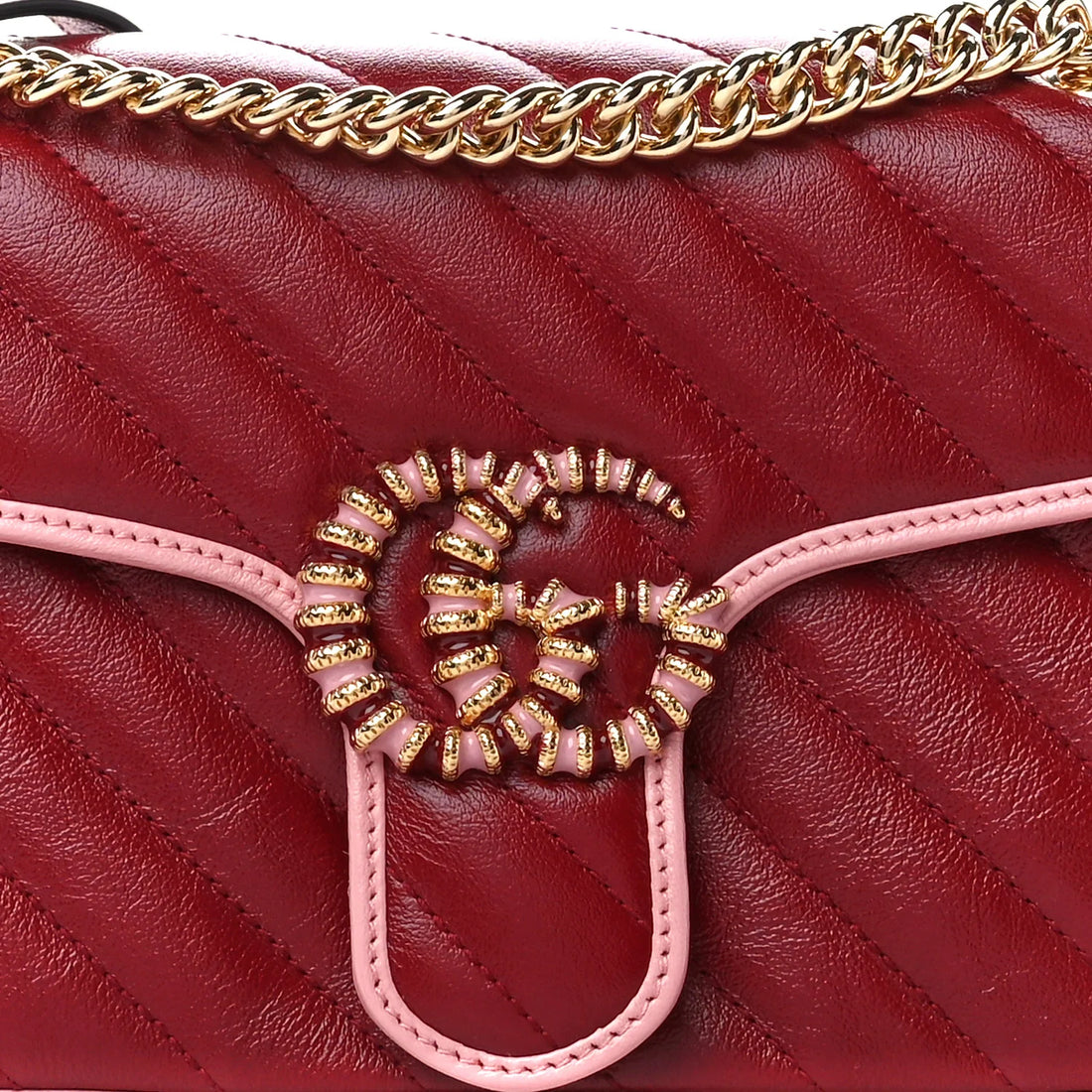 Gucci GG Medium Shoulder Bag - Red