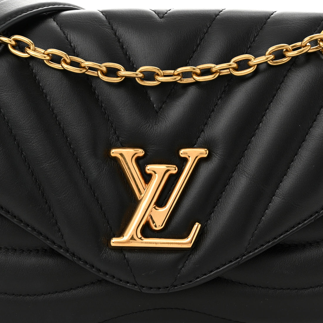 Louis Vuitton New Wave Chain Bag MM - Black