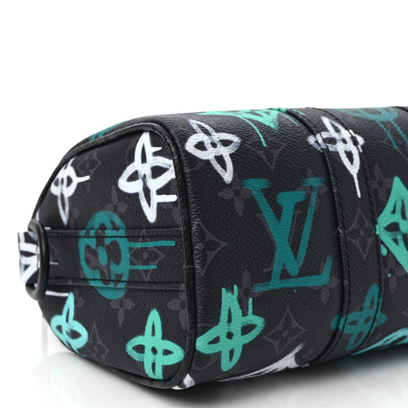 Louis Vuitton Monogram Eclipse Graffiti Keepall Bandoulière 25 Shoulder Bag -  Green Lights