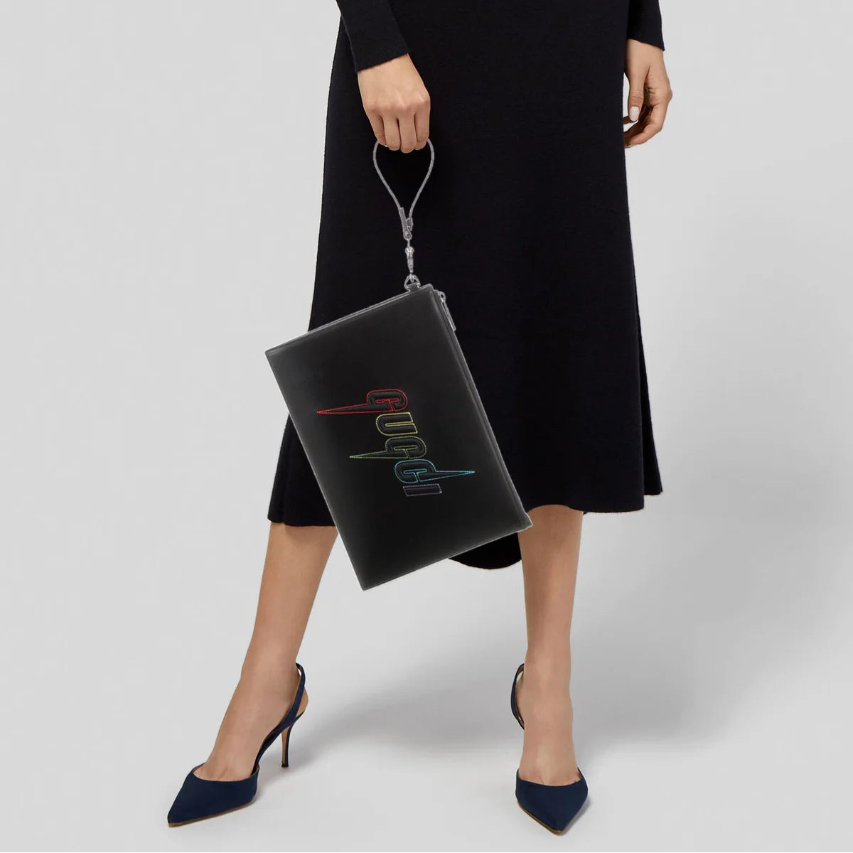 Gucci Blade Embroidered Clutch Pouch – Black