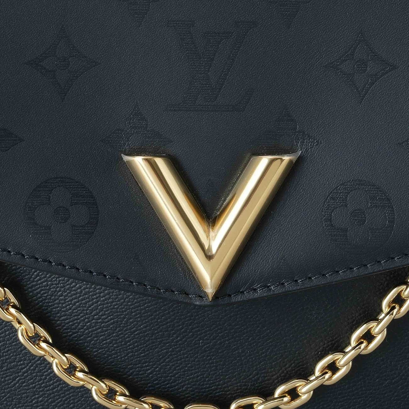 Louis Vuitton Calfskin Monogram Very Messenger Handbag - Black