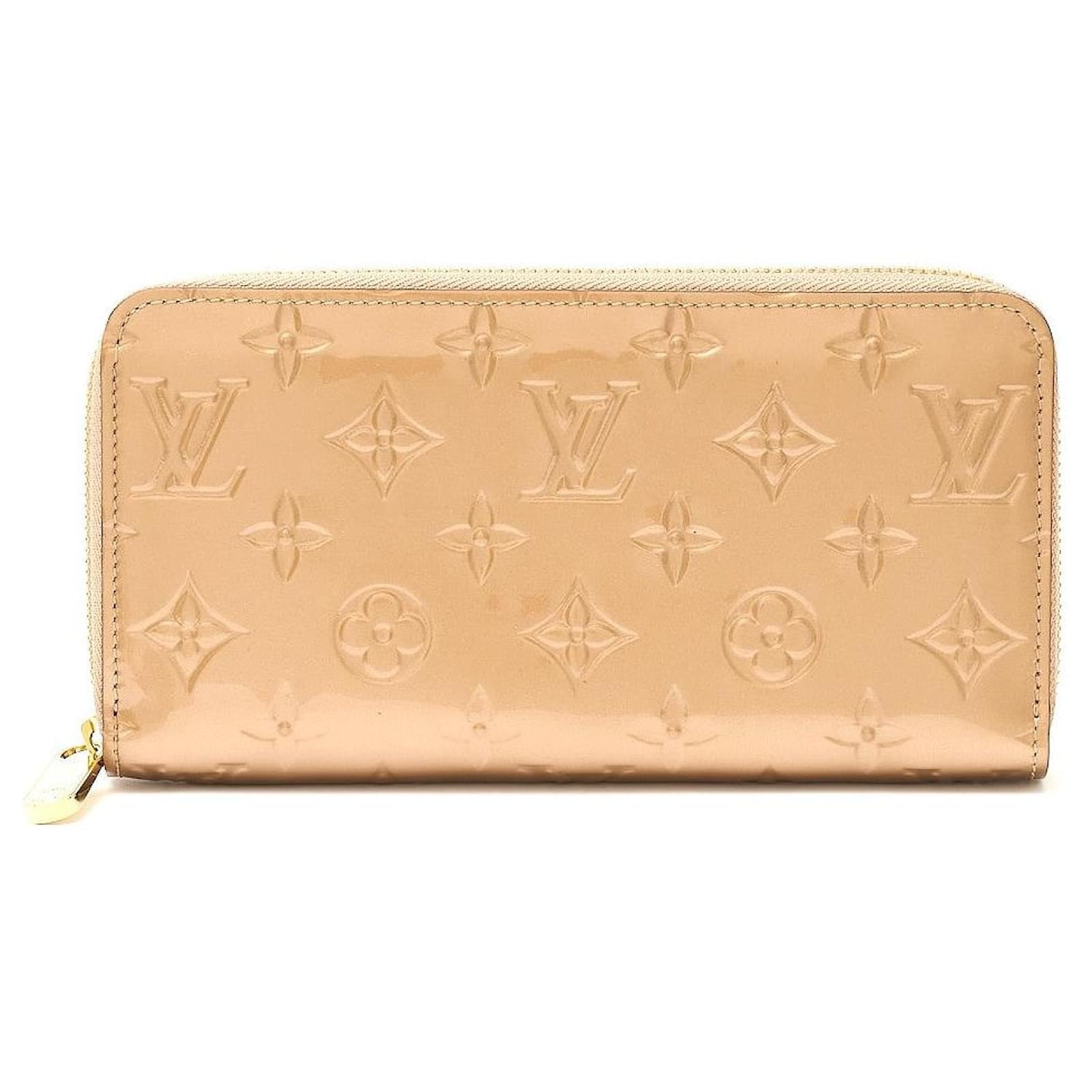 Louis Vuitton Monogram Vernis Zippy Wallet  - Beige