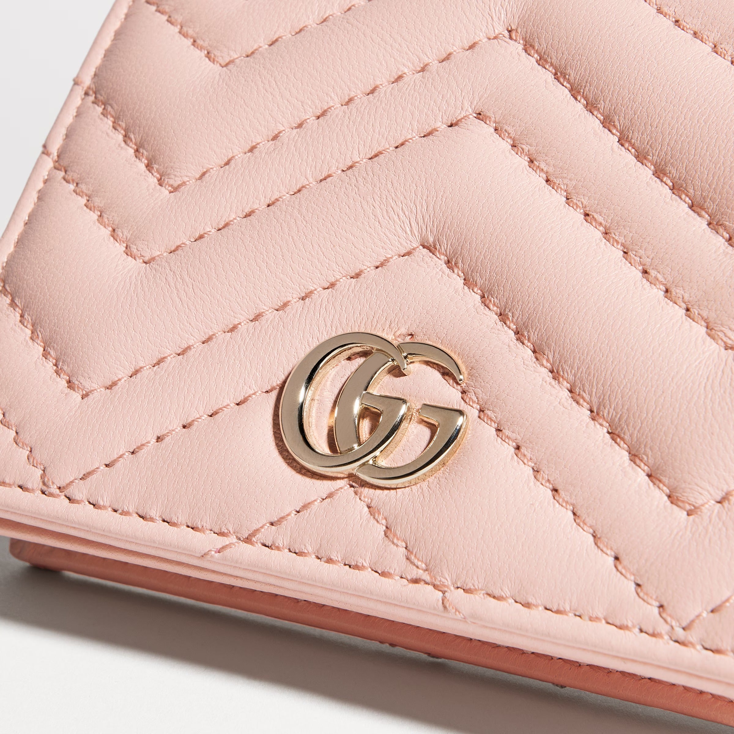 Gucci GG Marmont Card Case Wallet –  Light Pink