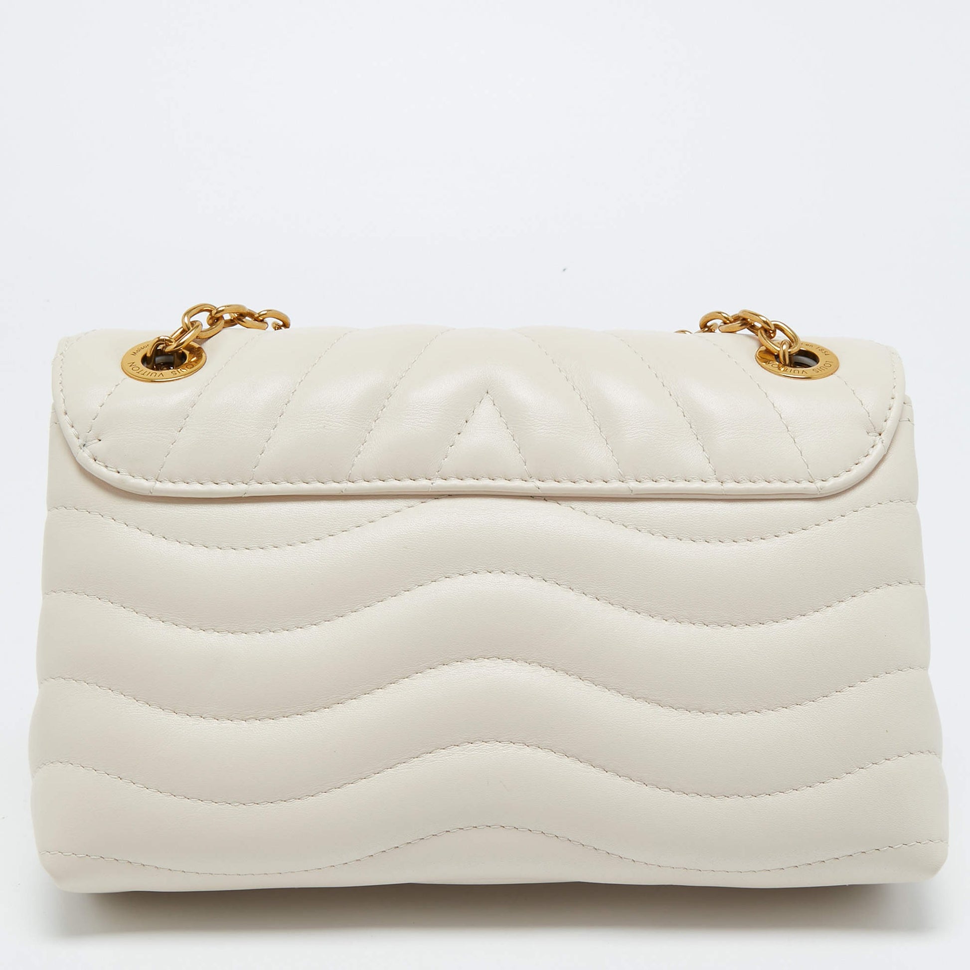 Louis Vuitton New Wave MM Chain Bag - Ivory