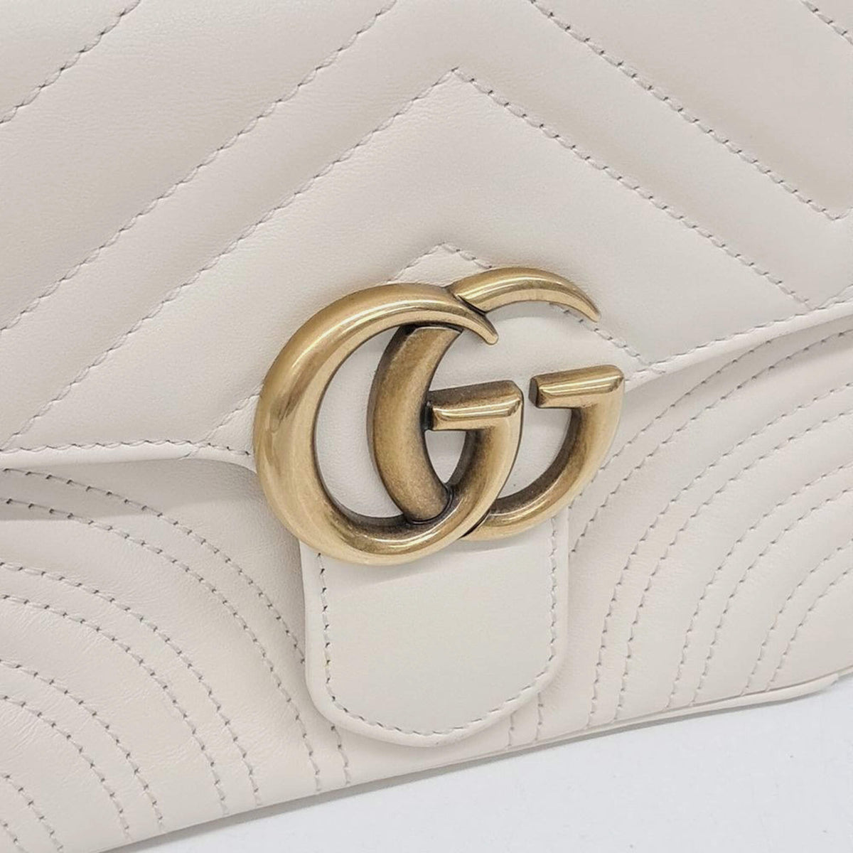 Gucci GG Marmont Top Handle Bag - White